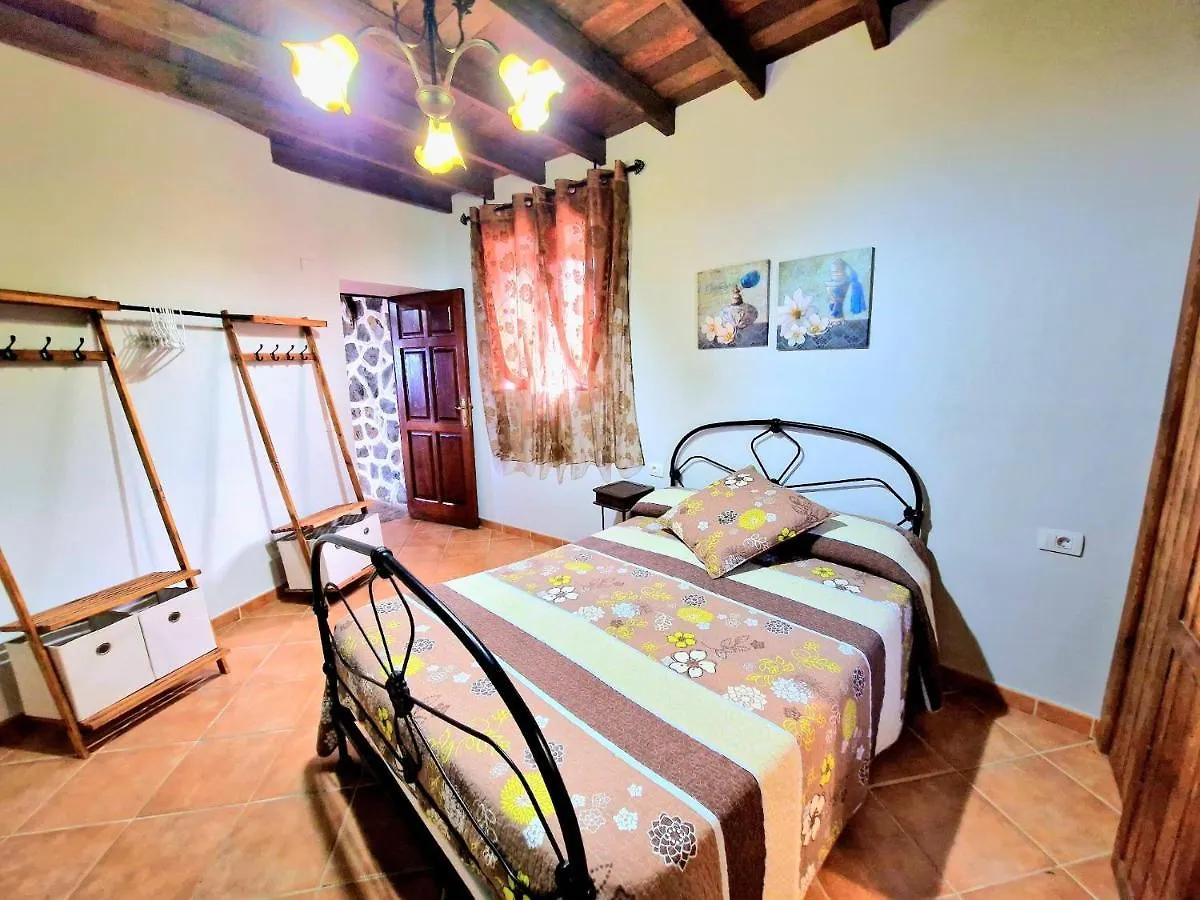 Villa Finca Los Loros Icod De Los Vinos By Hrtenerife Net Santa Cruz de Tenerife
