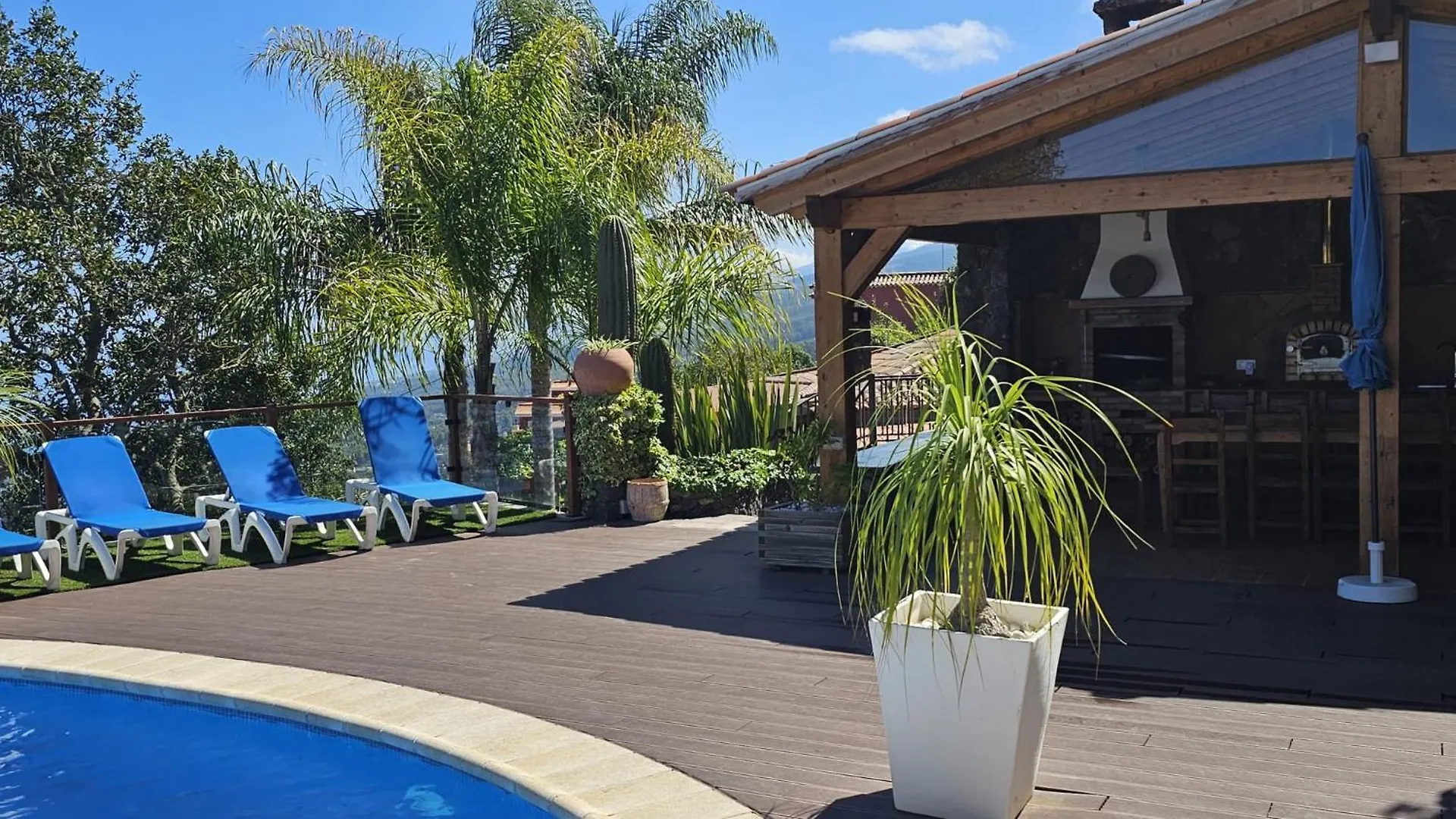 Finca Los Loros Icod De Los Vinos By Hrtenerife Net サンタクルスデテネリフェ ヴィラ